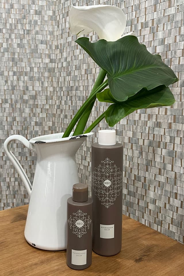 Cabello con luz y volumen natural